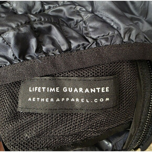 Aether Men’s Windbreaker Size Medium Lightweight Navy Blue Zip Pockets - Picture 4 of 12